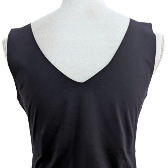 Knix Evolution Shaper Tank in Black - Picture 7 of 8